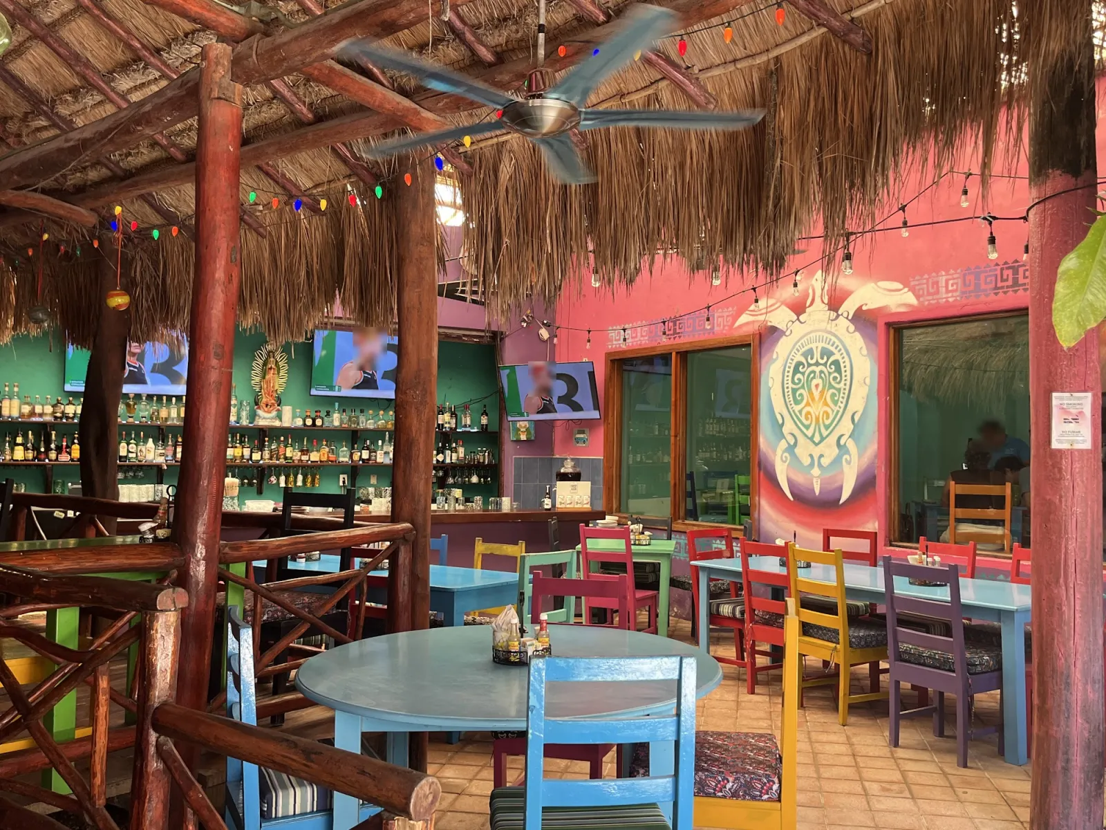 Turtle Bay Café & Bakery